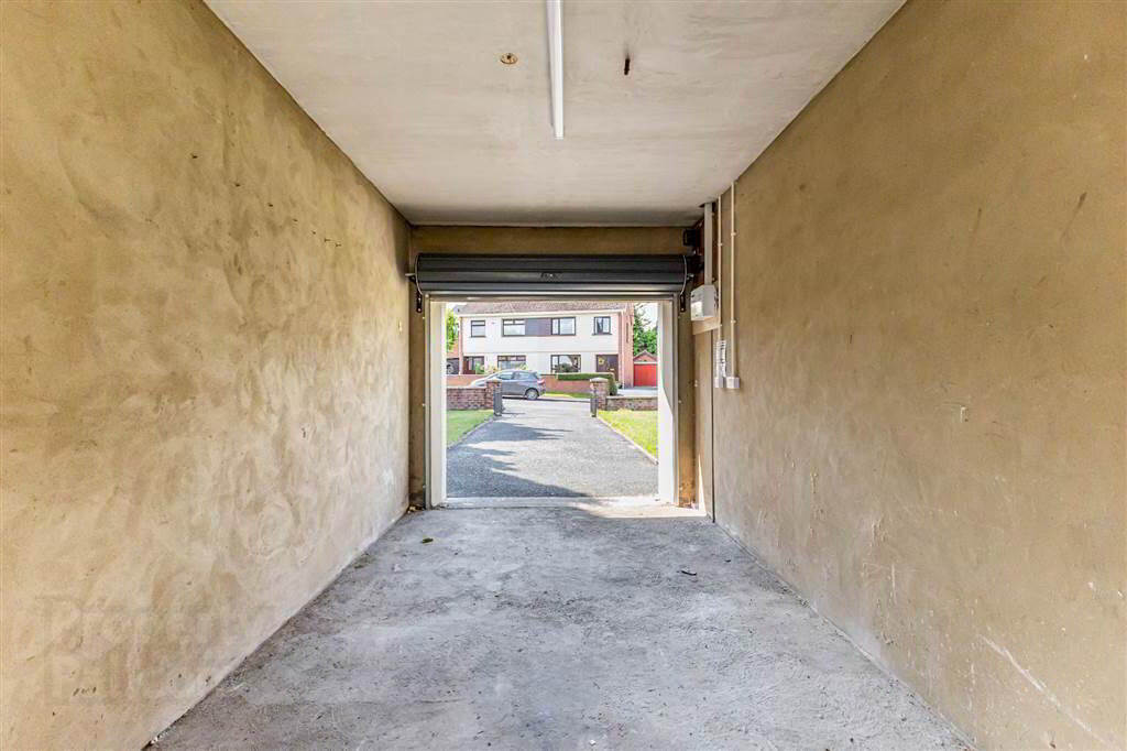6 Plantation Avenue 43 of 43