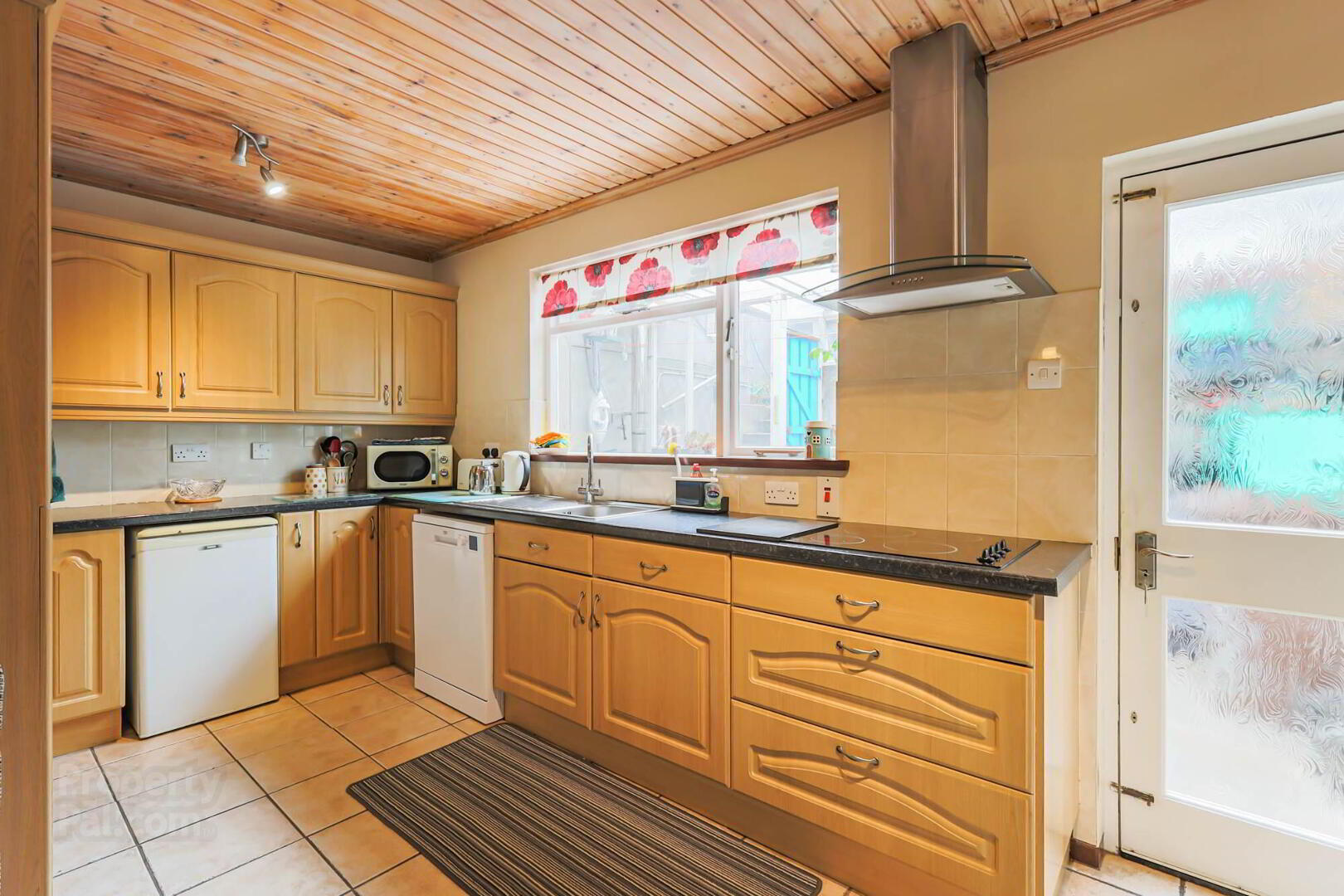 47 Killinchy Street 8 of 20