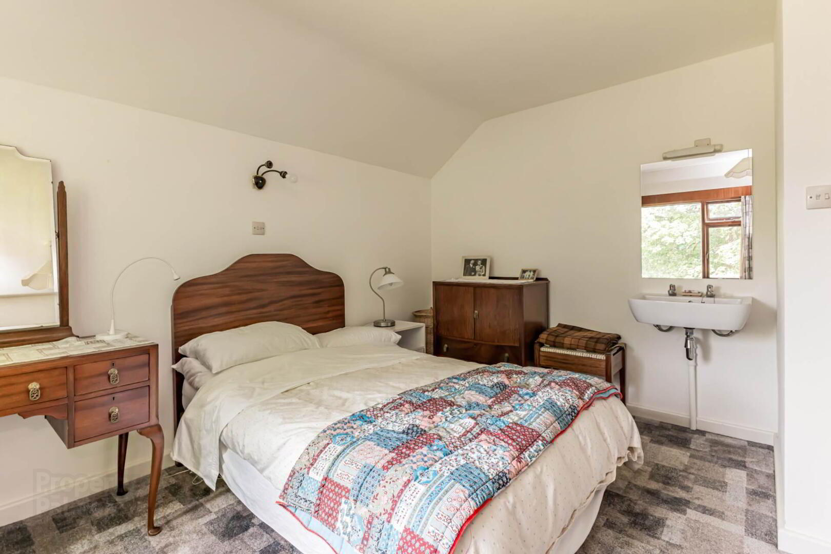Olde Hill Farm, 46 Stoneyford Road 9 of 22