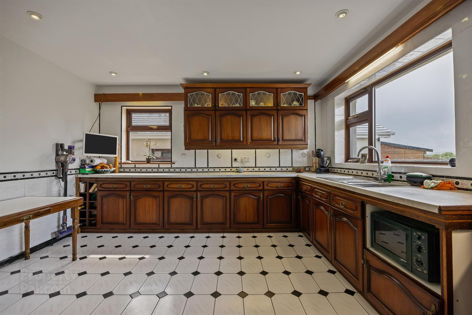 76a Magheraknock Road 10 of 73