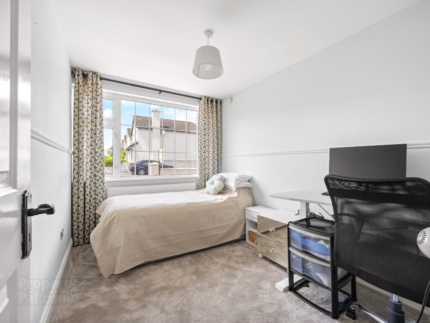 7 Highfield, Dublin Road 19 of 41