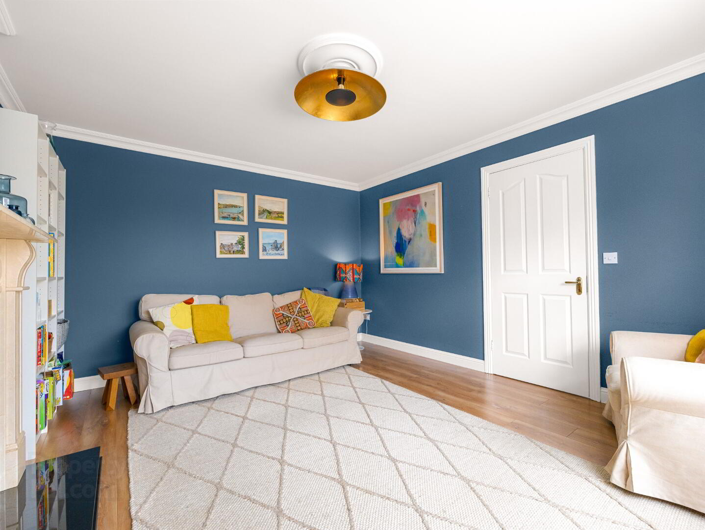 29 Feltham Hall, Blackbog Road 8 of 43