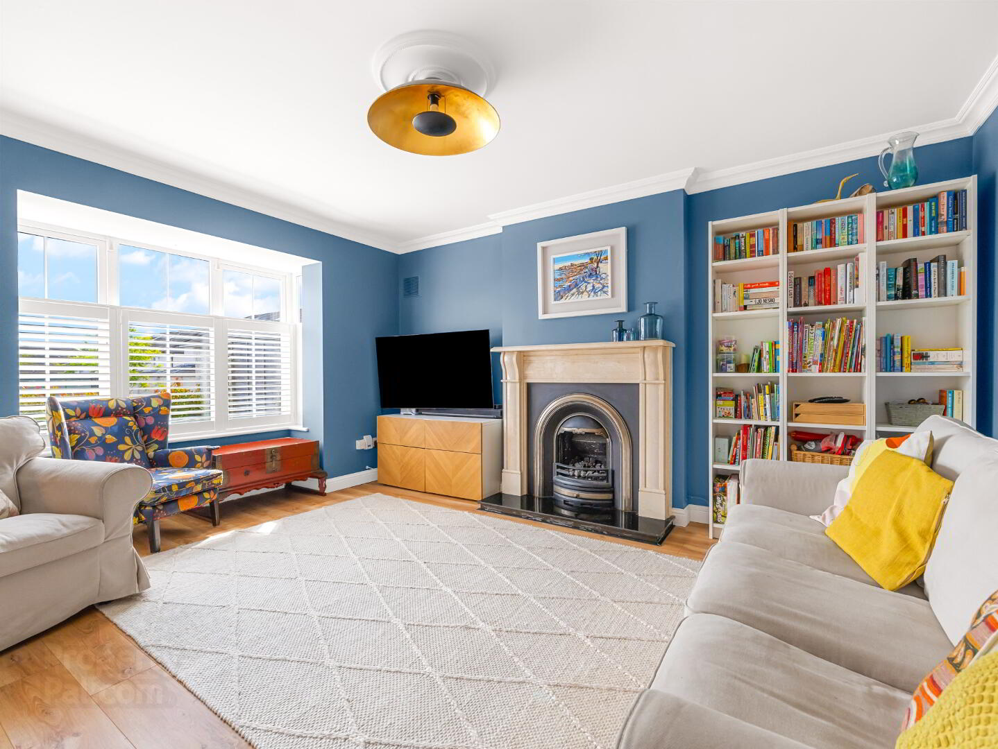 29 Feltham Hall, Blackbog Road 9 of 43