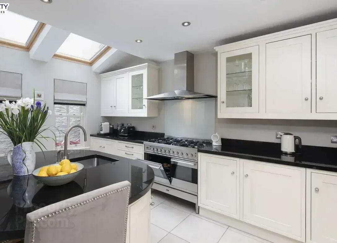 2 Belgrave Place 12 of 45