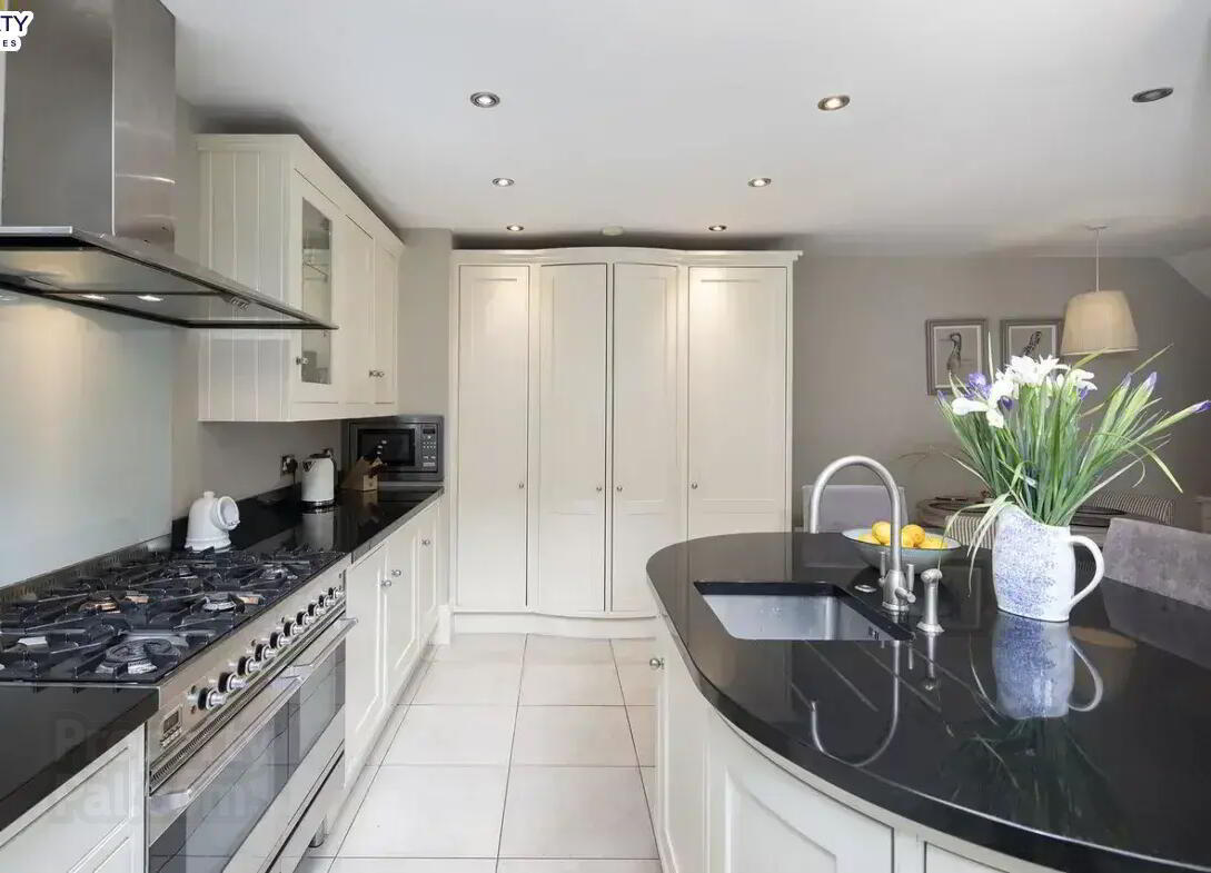 2 Belgrave Place 14 of 45