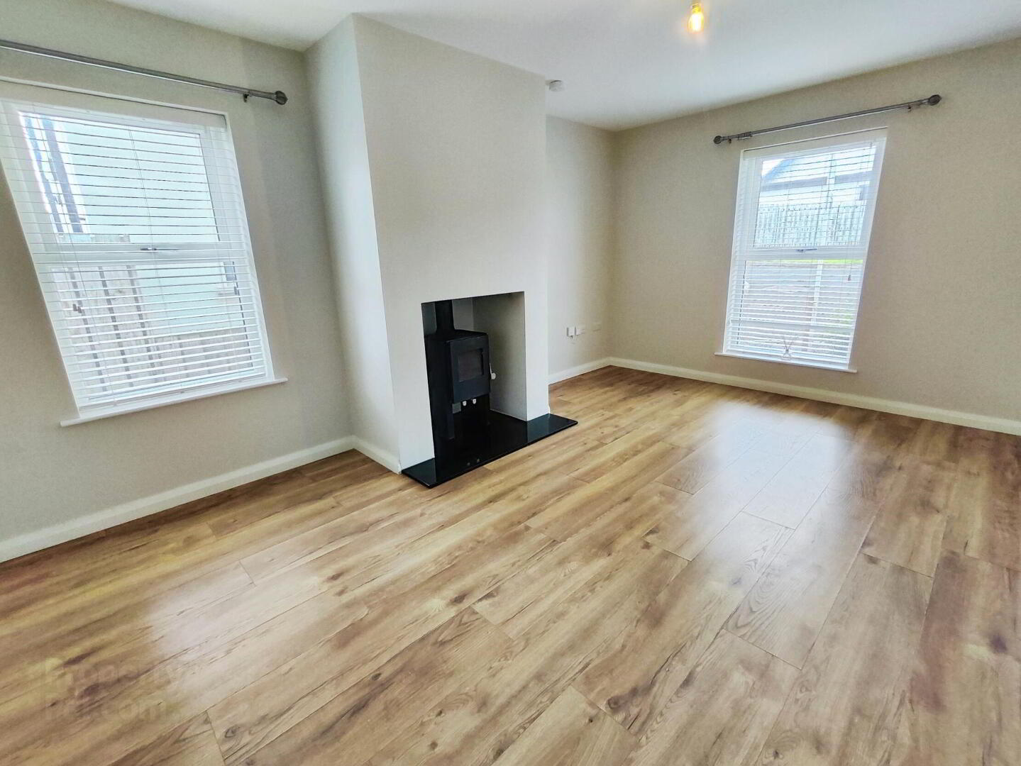 property description image
