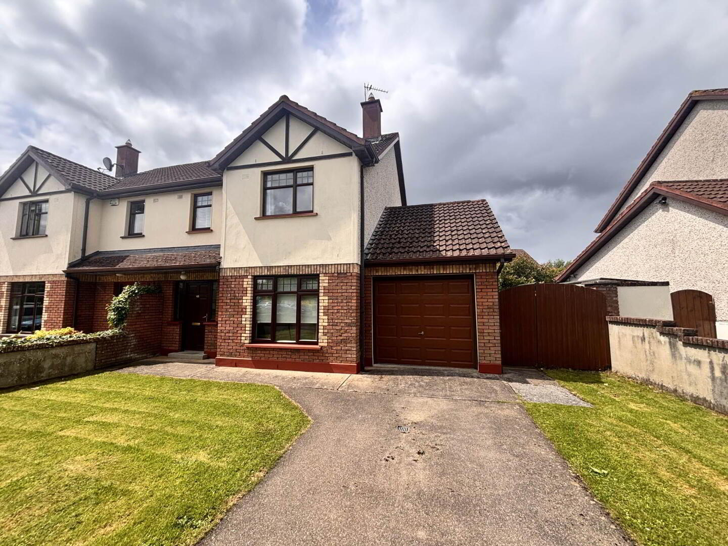 45 Glenside 2 of 15