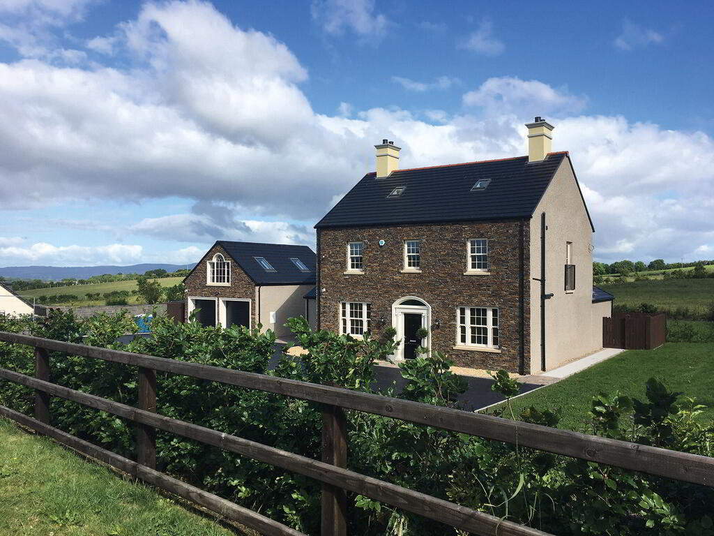 Ravensglen House, 18 Glen Road 1 of 7