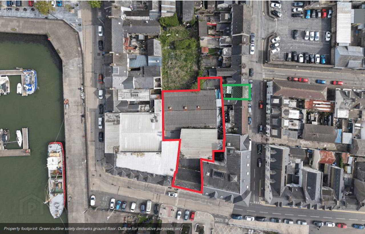 4 Marine Parade 1 of 9