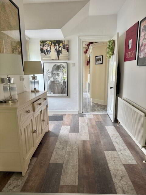 47 Aberfoyle Crescent 11 of 22