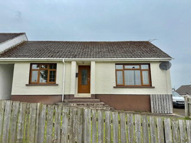 26 St Annes Gardens 1 of 8