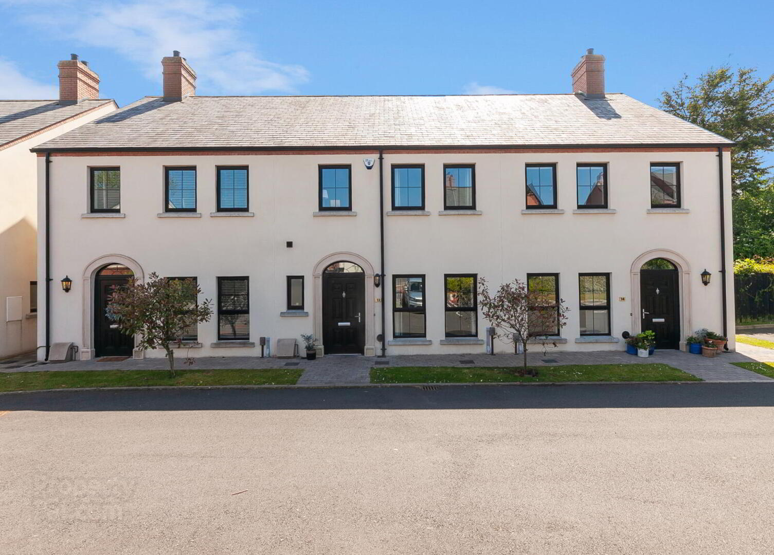 12 Donegall Park Gardens 1 of 32