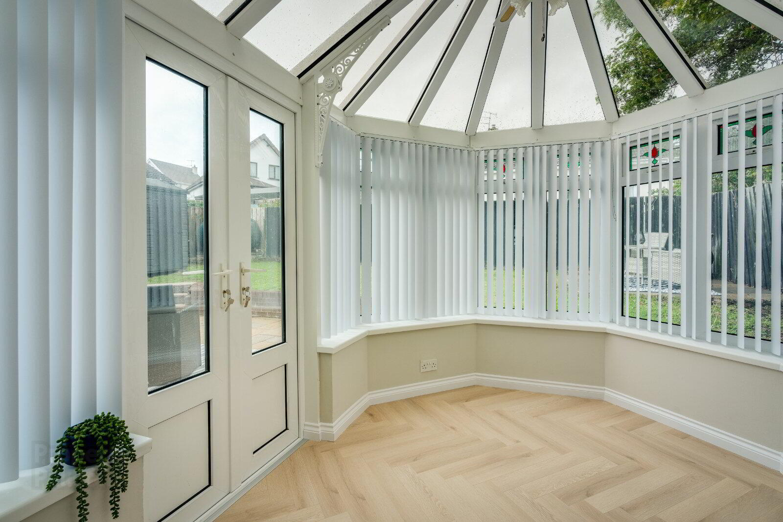 4 Kingsland Crescent 8 of 18