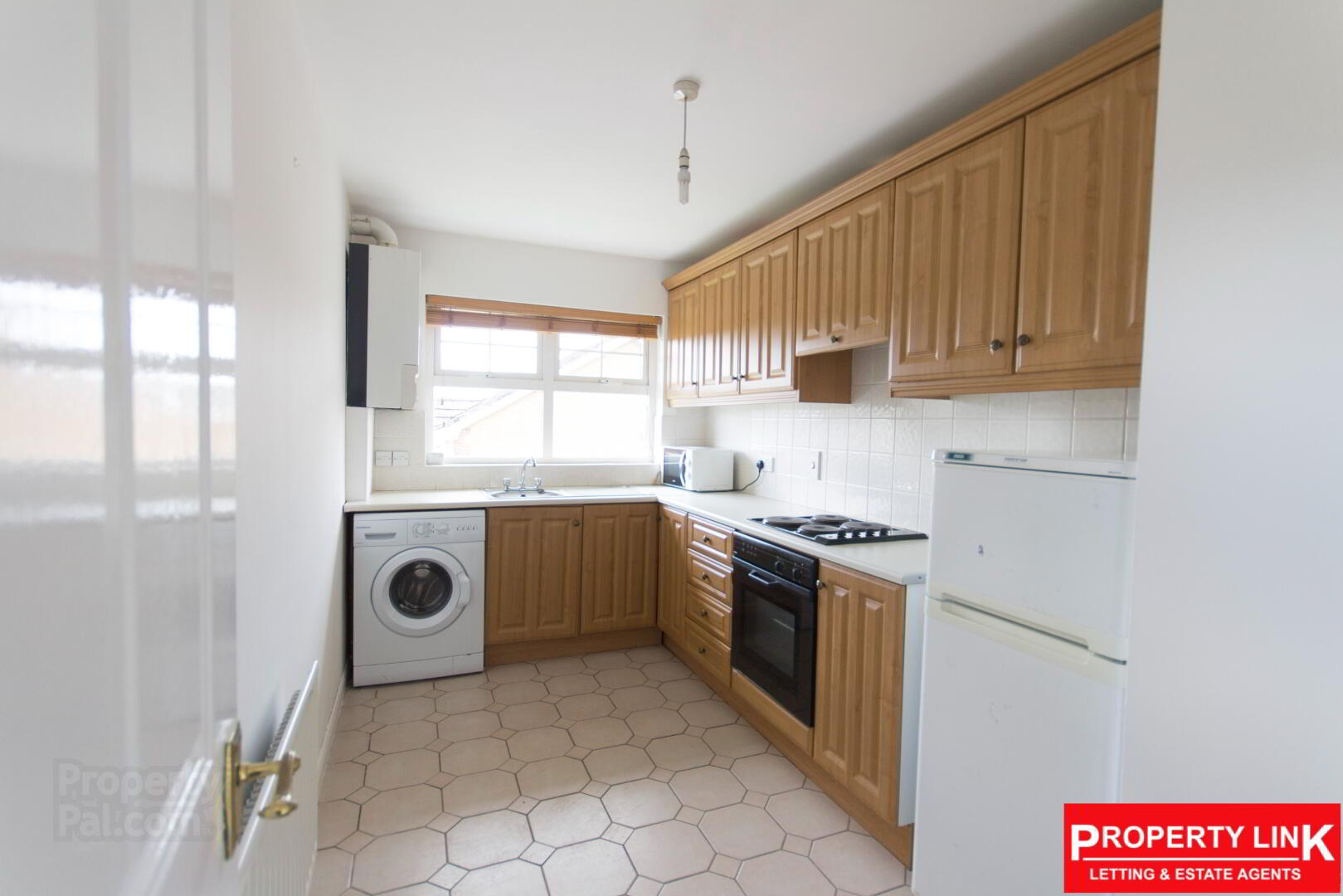 58 Manorwood 3 of 7