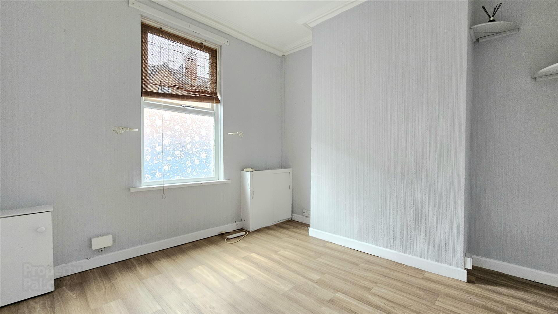 property description image