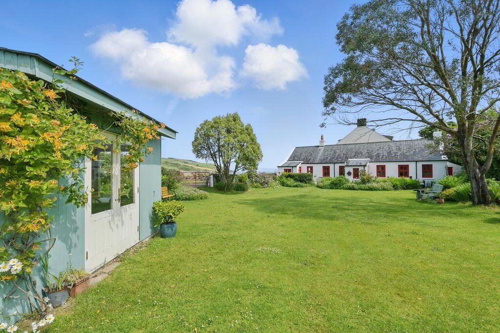 'Sheelagh's Cottage', 6-8 Strand View Park 26 of 44