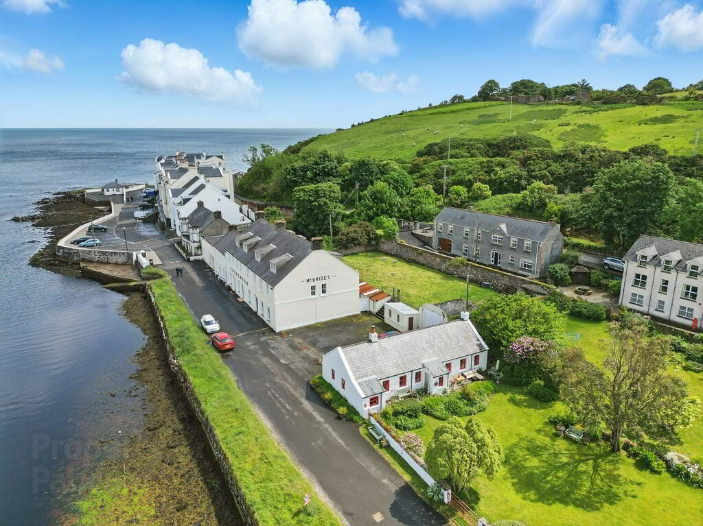 'Sheelagh's Cottage', 6-8 Strand View Park 32 of 44