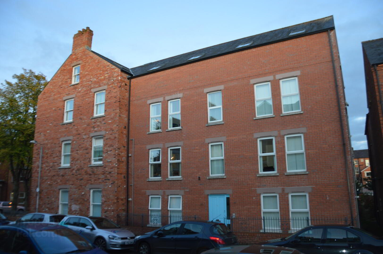 Apt 3-2a Eglantine Gardens 1 of 5