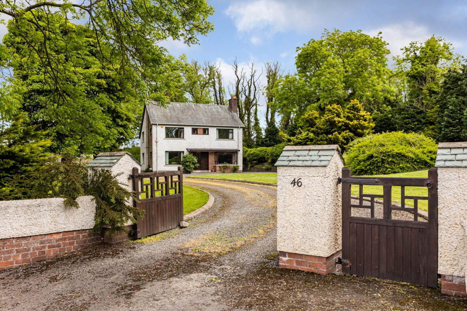 46 Stoneyford Road 2 of 16