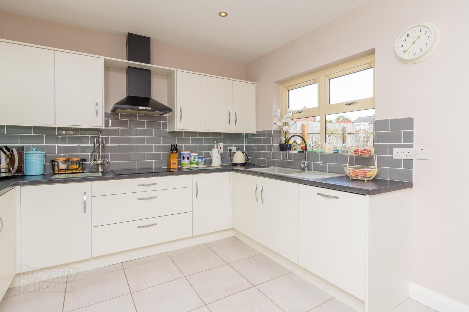 78a Monree Hill 14 of 39