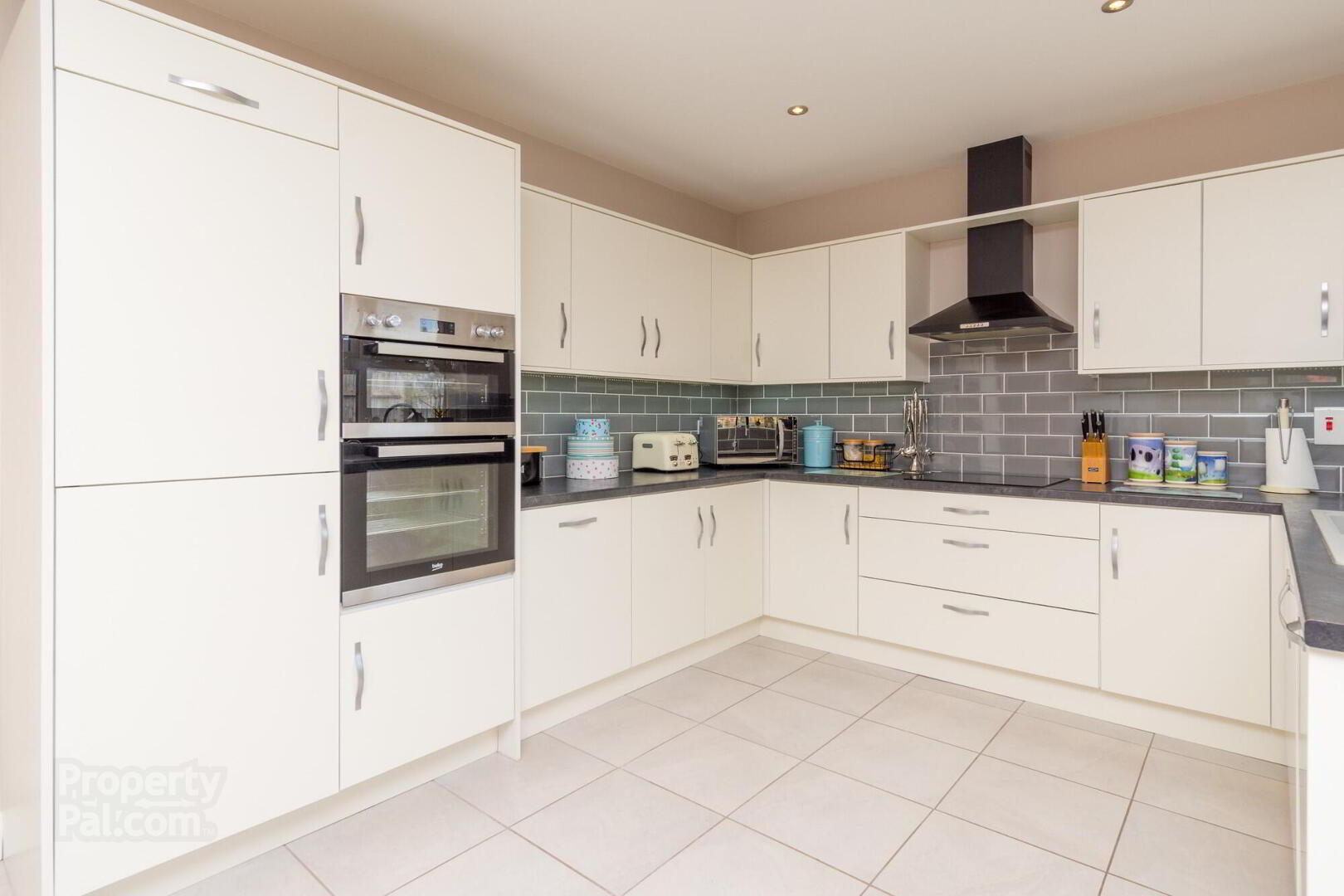 78a Monree Hill 15 of 39