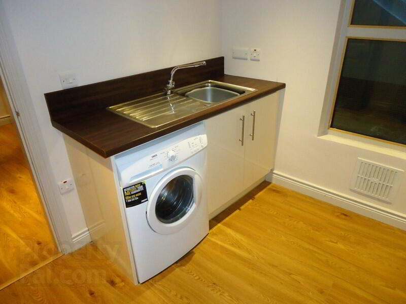 Apt 1.., 9 Belmore Street 4 of 7