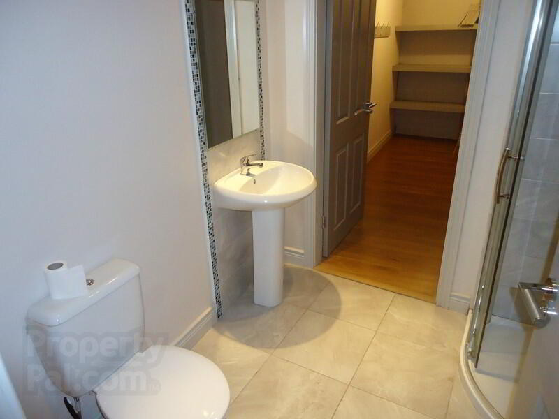 Apt 1.., 9 Belmore Street 6 of 7