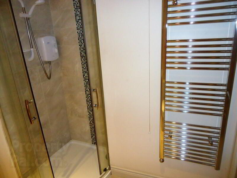 Apt 1.., 9 Belmore Street 7 of 7