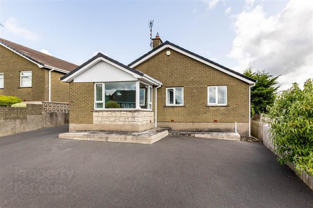 2 Monaville Close 3 of 28