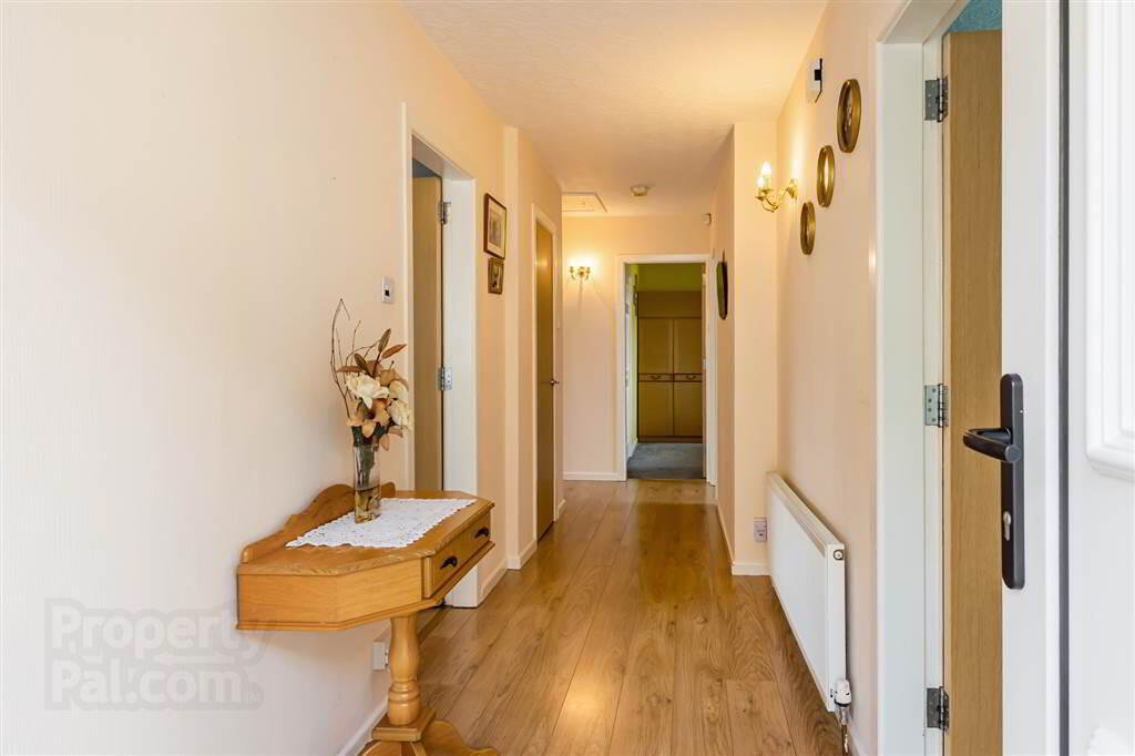 2 Monaville Close 6 of 28