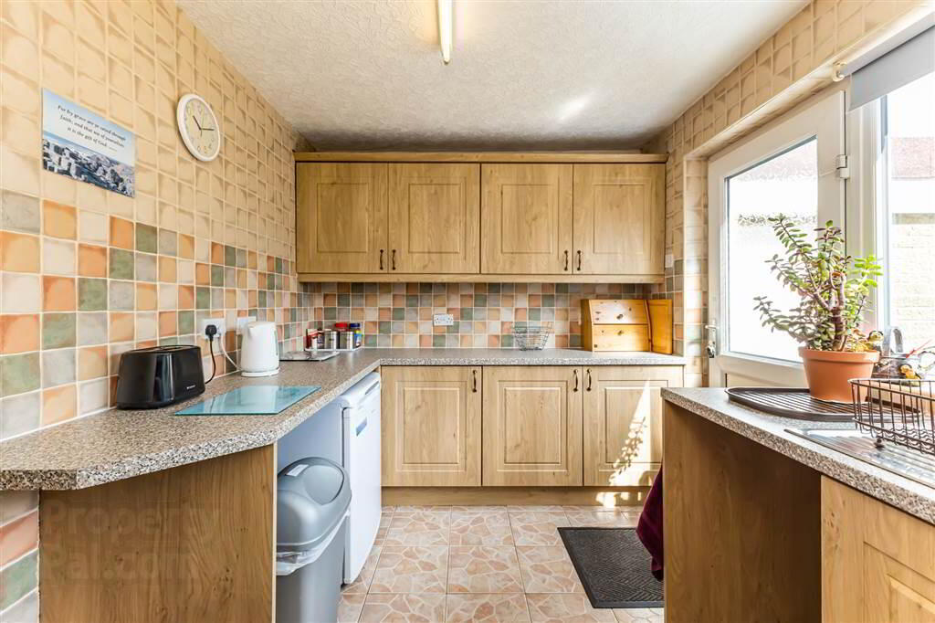 2 Monaville Close 14 of 28