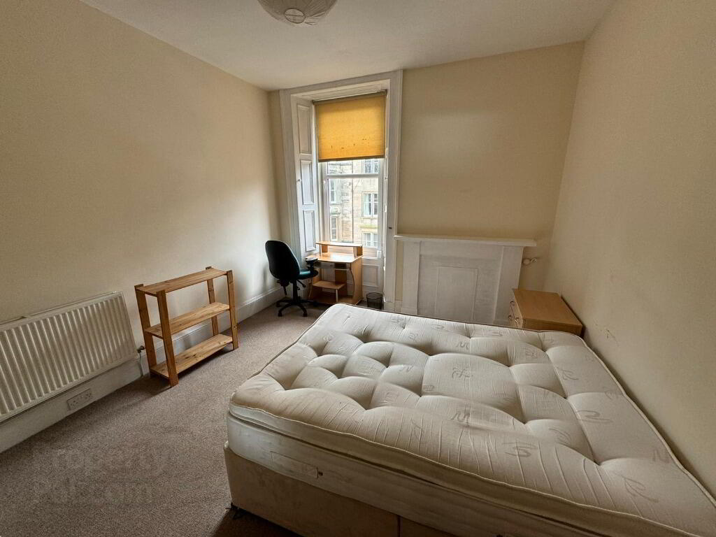 11 Polwarth Gardens 8 of 14