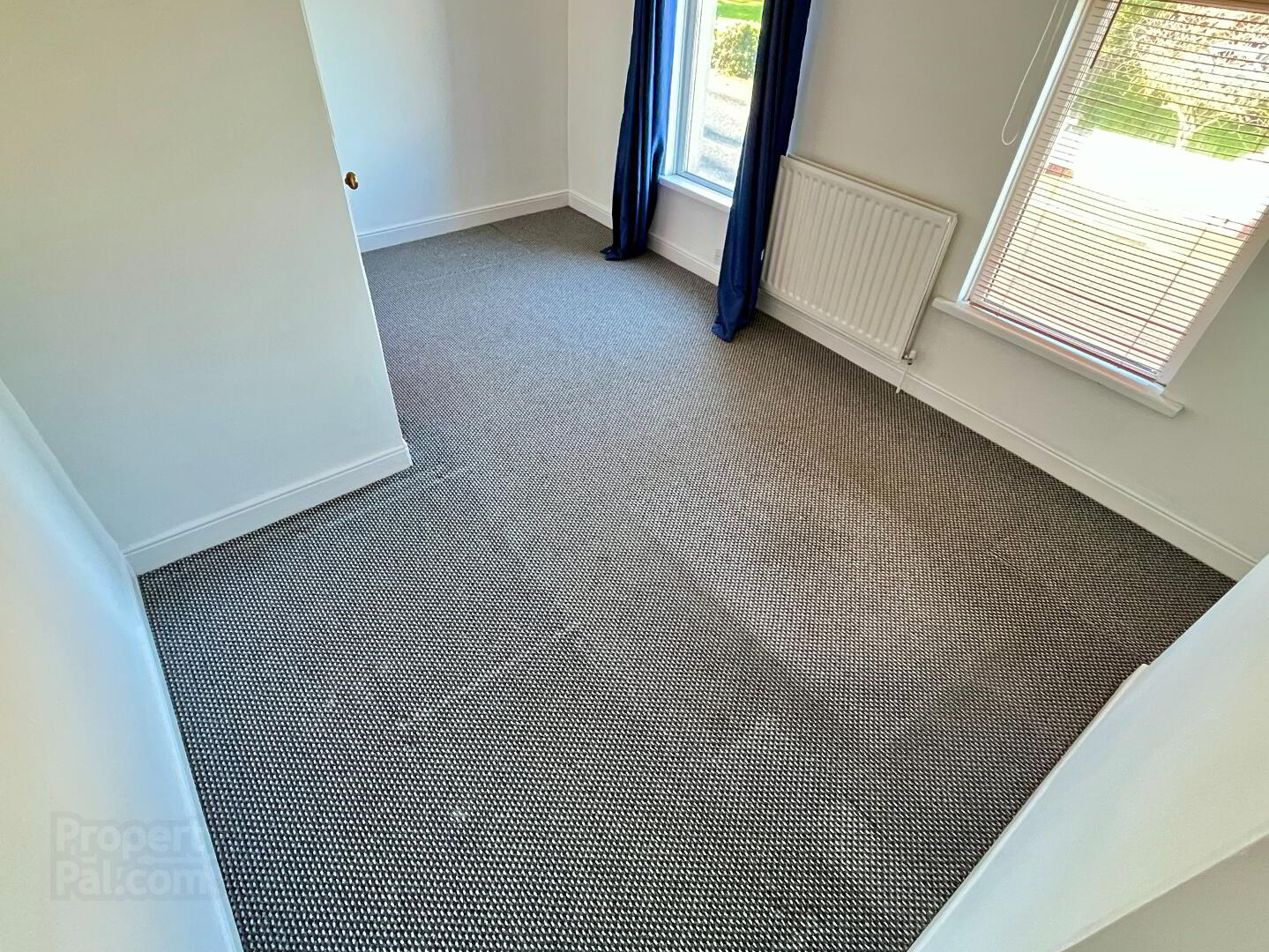 52 Gilford Road 12 of 16