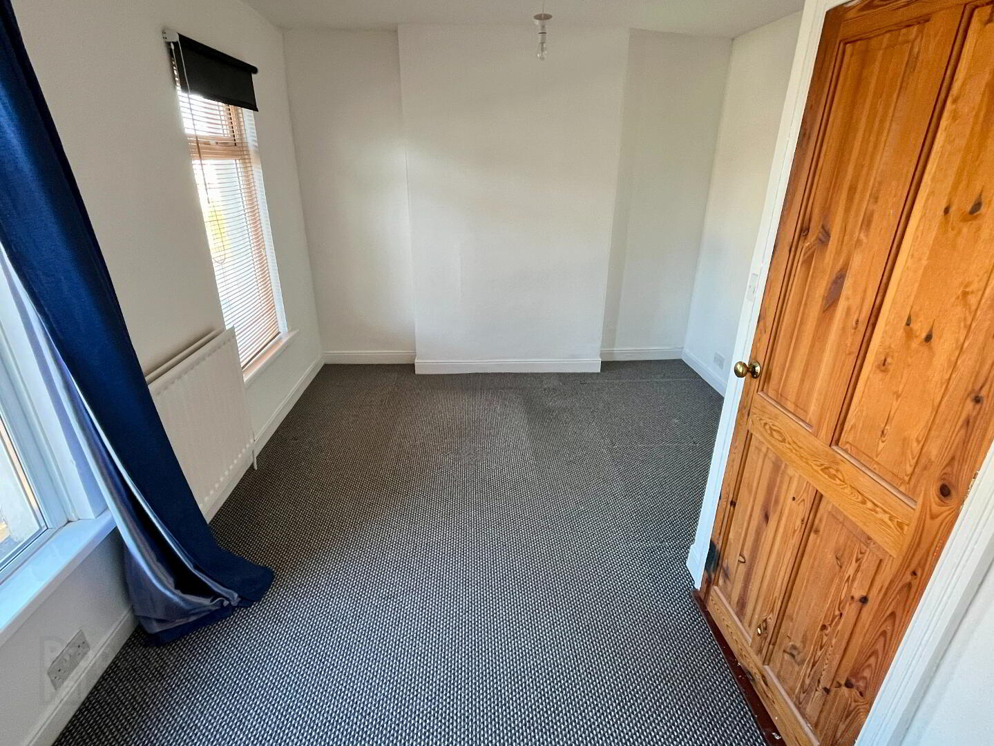 52 Gilford Road 13 of 16