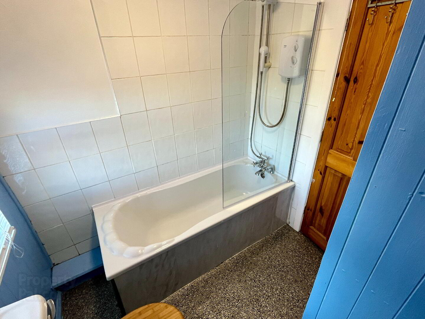 52 Gilford Road 16 of 16