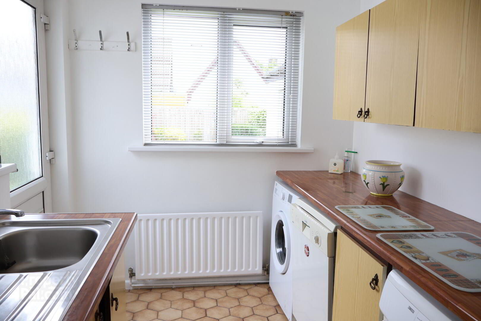 74 Whitehill Park 5 of 11