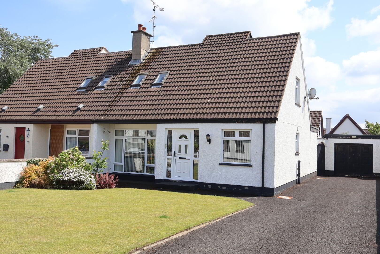 74 Whitehill Park 1 of 11