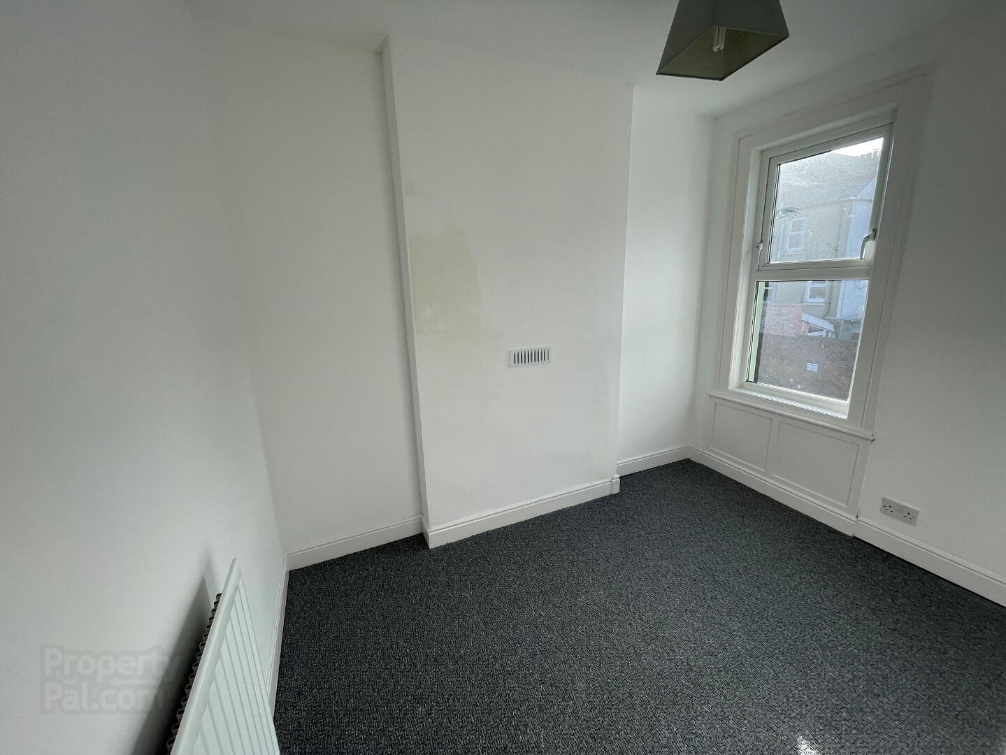 2 Adelaide Avenue 11 of 14