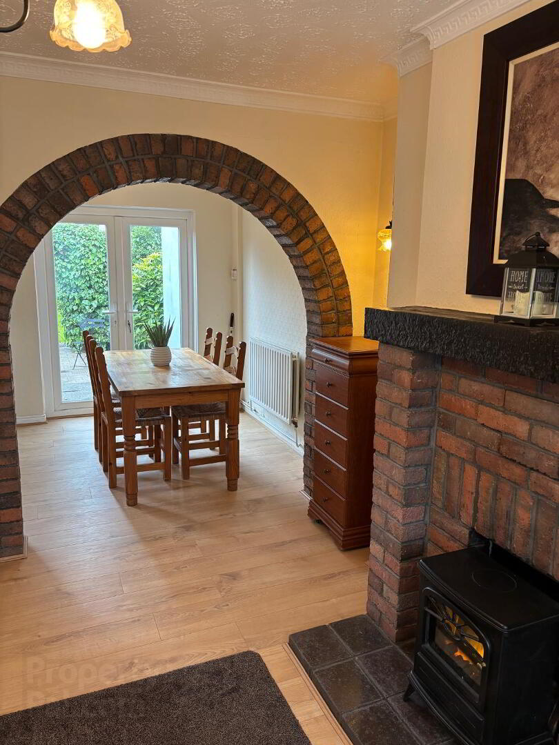 3 Tamney Crescent 7 of 16