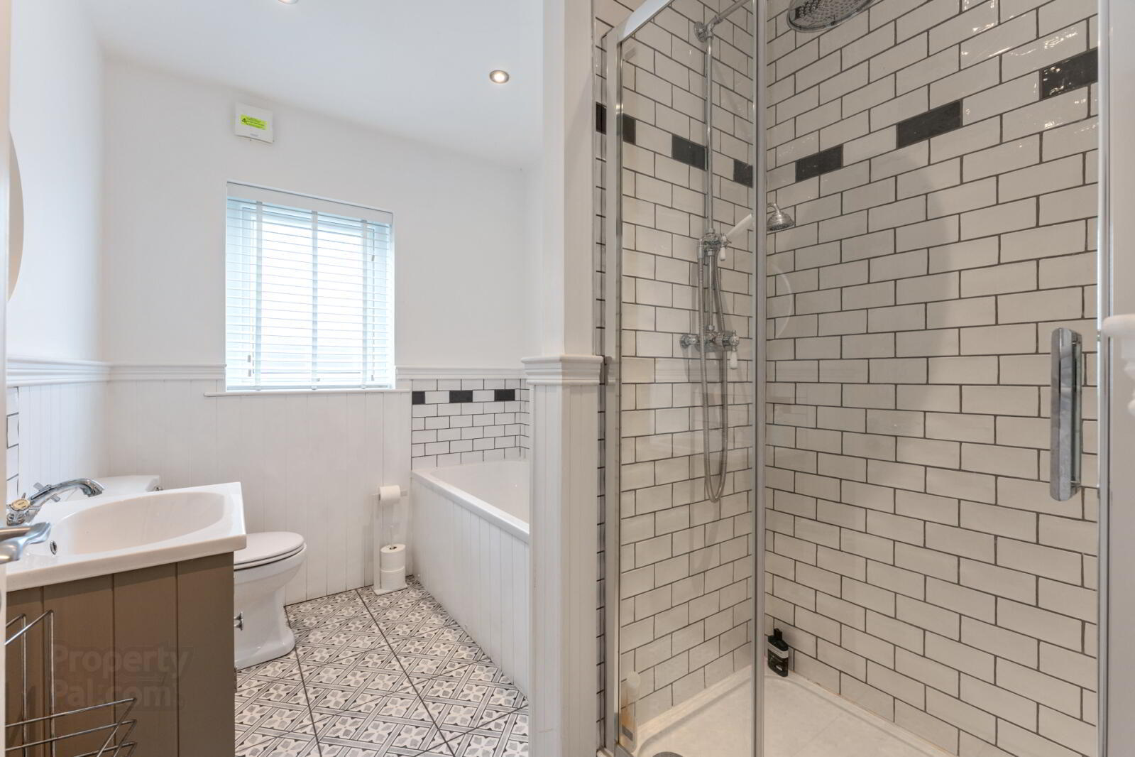 17 First Avenue Rivenwood 11 of 18