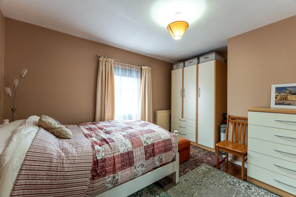 17 Daphne Street 13 of 14