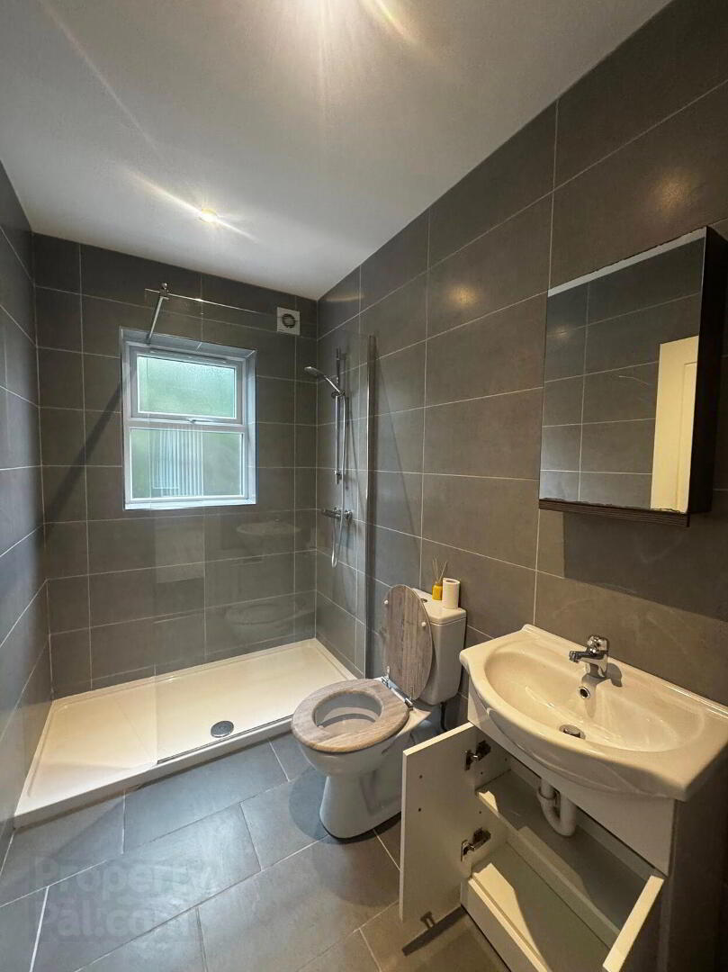 Unit A, 2 Henry Street 7 of 7