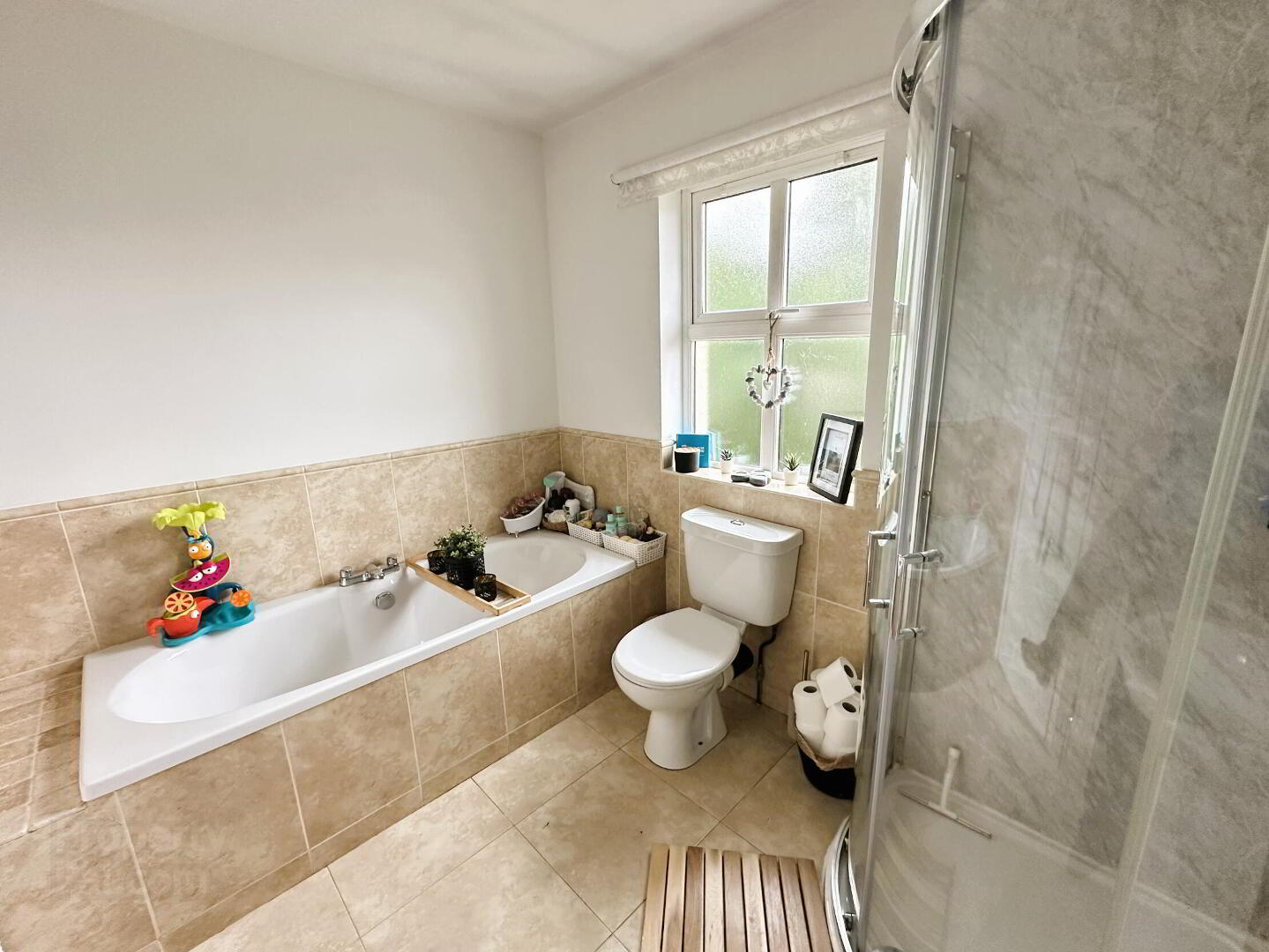 7 Strawhill Manor 17 of 19