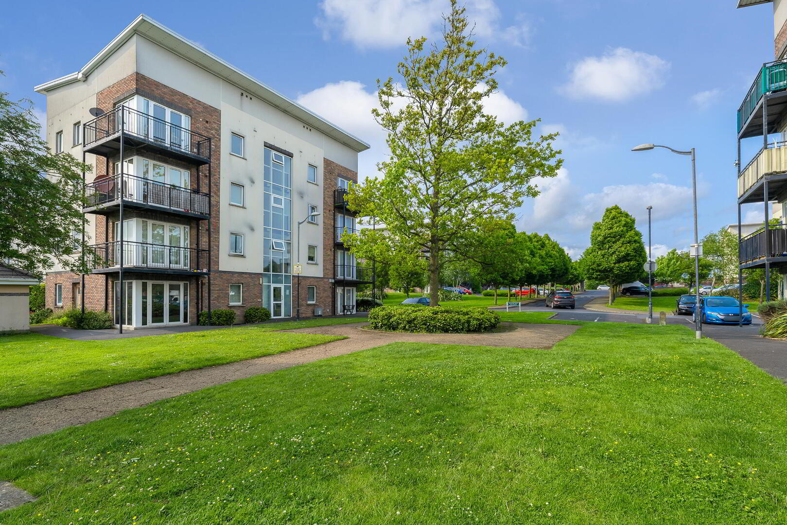 Apartment 38 Seagrave Drive 3 of 28