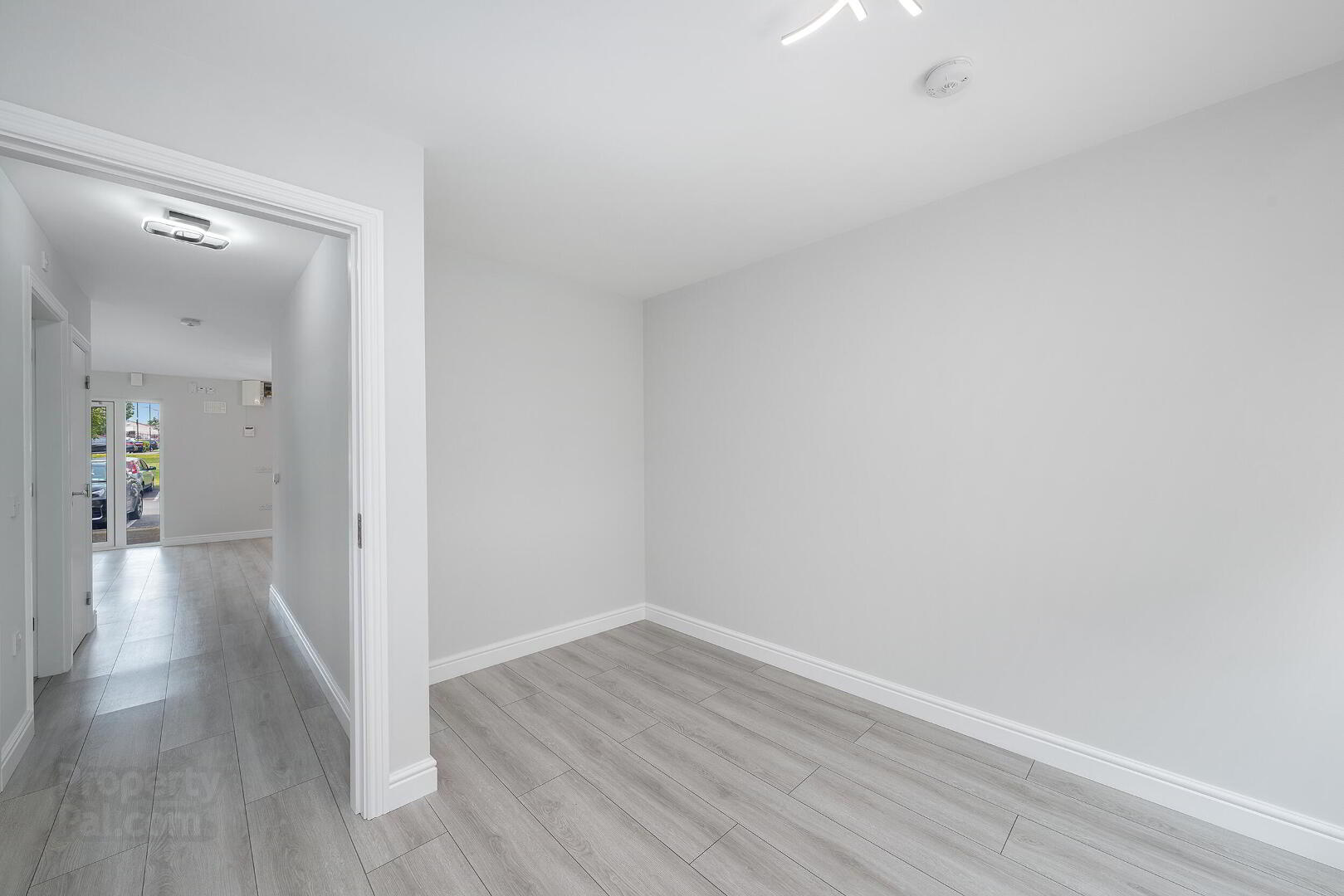 Apartment 38 Seagrave Drive 13 of 28