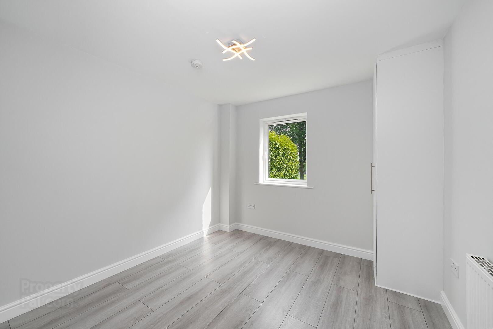 Apartment 38 Seagrave Drive 12 of 28