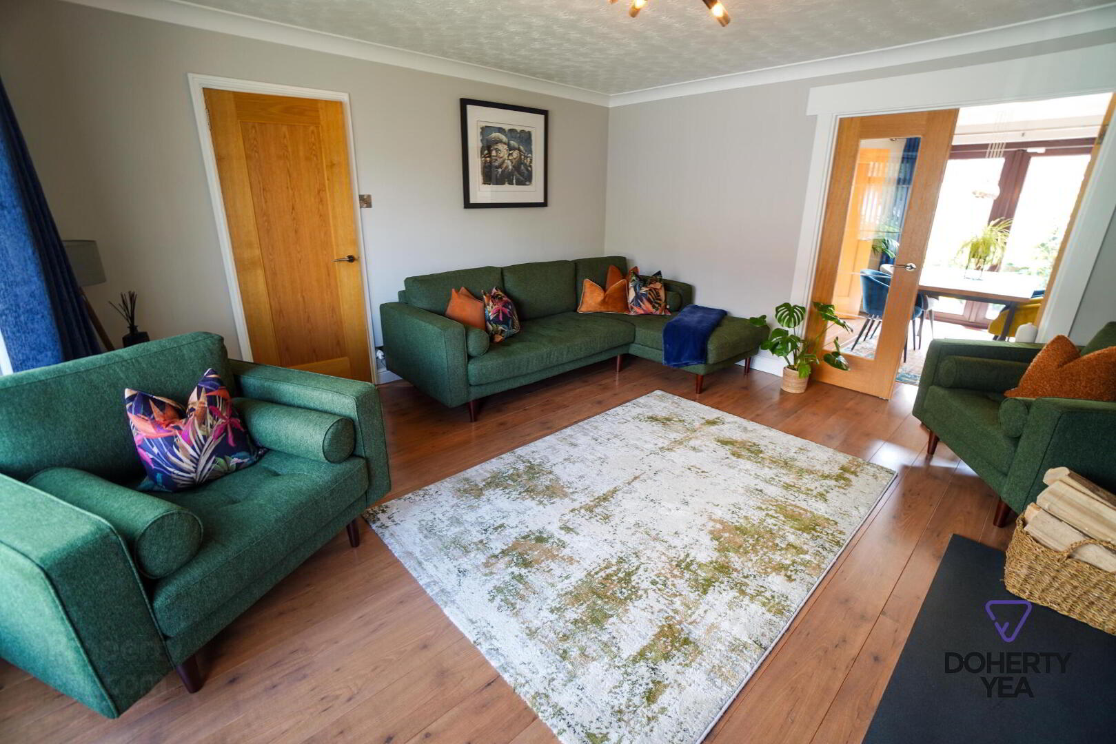 35 Hillview Road 5 of 16