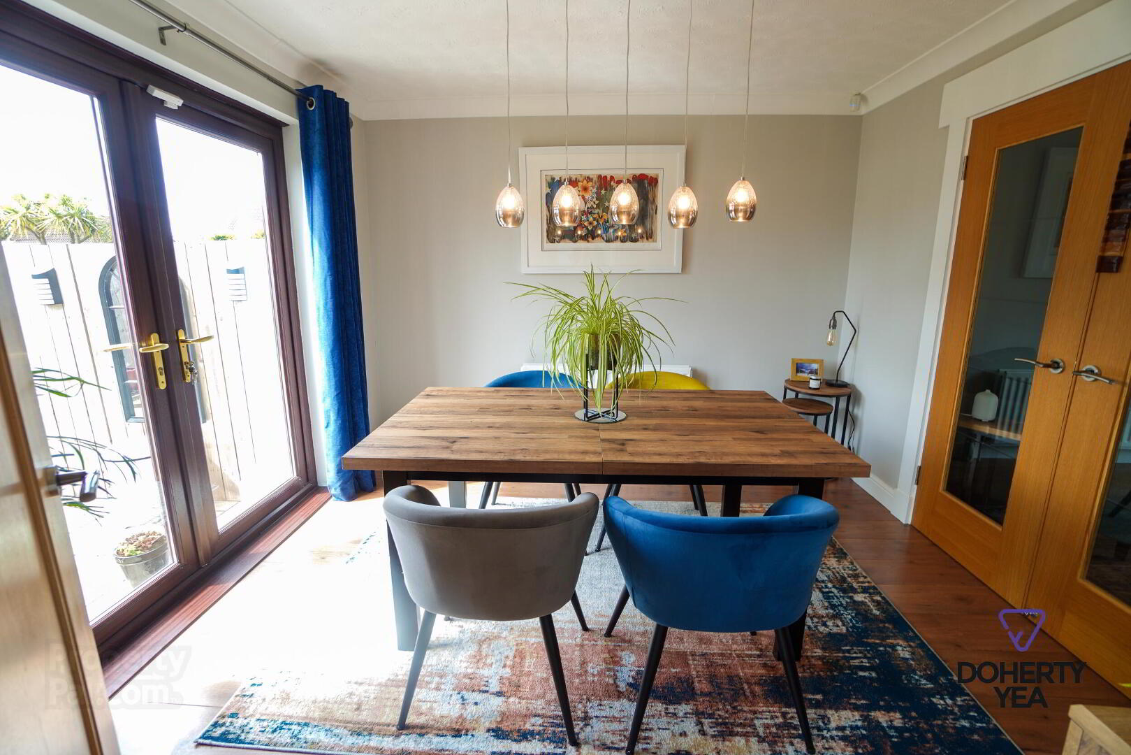 35 Hillview Road 8 of 16