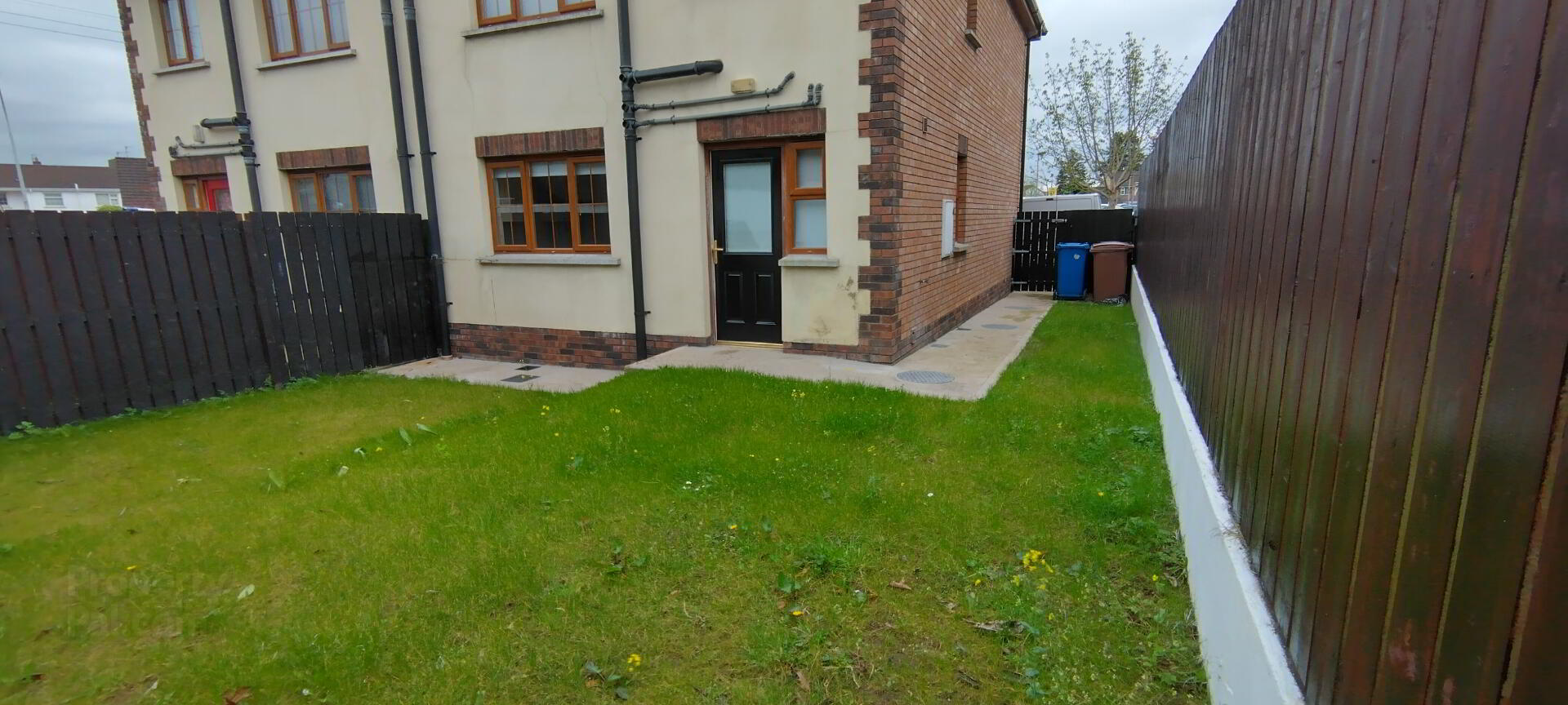 2 Shepherds Close 24 of 25