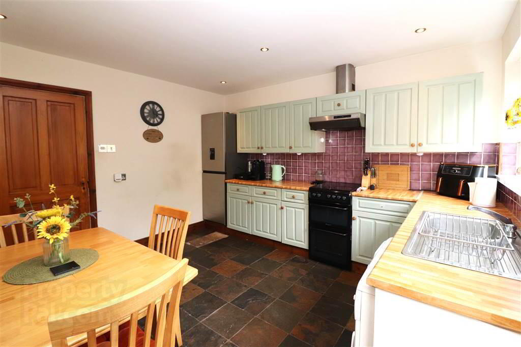 23 Wesley Street 4 of 11